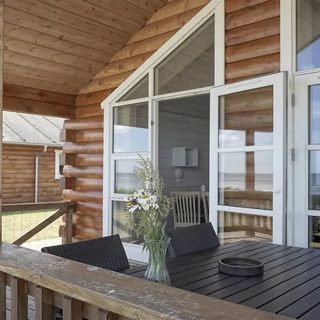 Antim - 10m From The Sea By Interhome *
